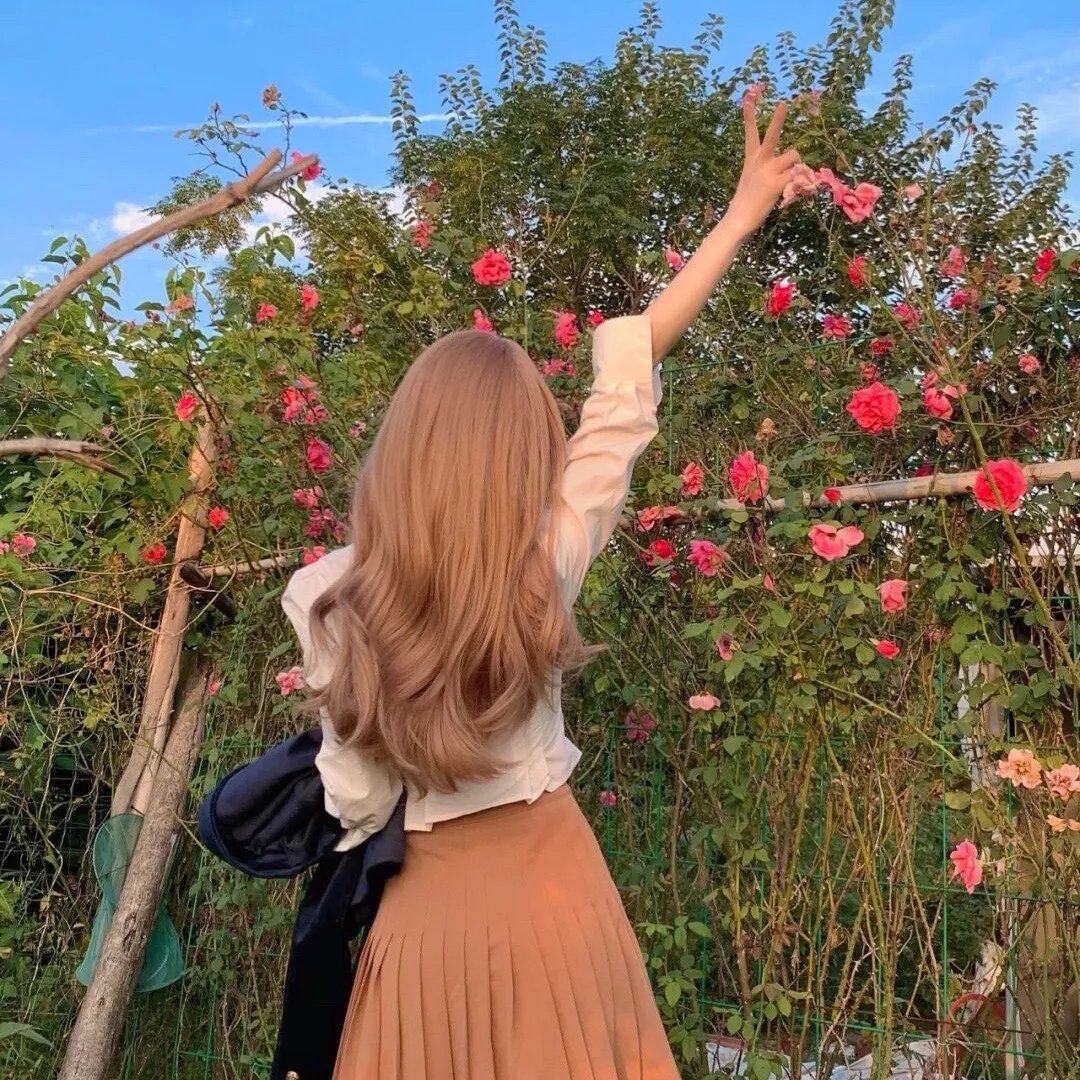 荡女桃花处处开